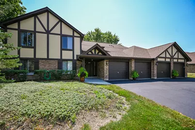 880 Johnstown Lane #B, Wheaton, IL 60189 - Photo 3