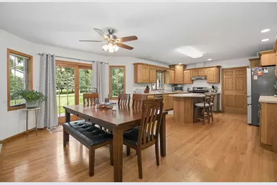 559 Hollyberry Lane, Bourbonnais, IL 60914 - Photo 7