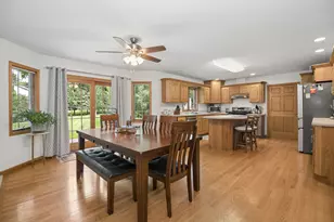 559 Hollyberry Ln, Bourbonnais, IL 60914 - Photo 7