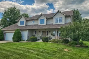 559 Hollyberry Ln, Bourbonnais, IL 60914 - Photo 1