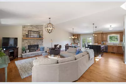 9N859 Channel Court, Elgin, IL 60124 - Photo 13