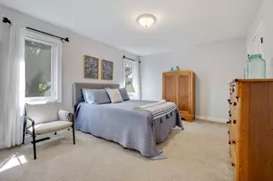 9N859 Channel Ct, Elgin, IL 60124 - Photo 17