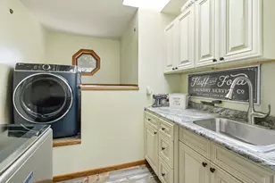1737 E 1700 North Rd, Watseka, IL 60970 - Photo 41
