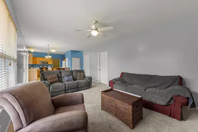 253 Carlton Mews Court, Sugar Grove, IL 60554 - Photo 7