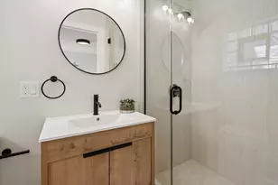 3820 Dobson St, Skokie, IL 60076 - Photo 13