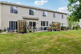 664 W Kristina Ln, Round Lake, IL 60073 - Photo 25