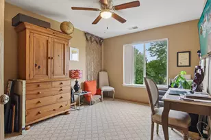 664 W Kristina Ln, Round Lake, IL 60073 - Photo 19