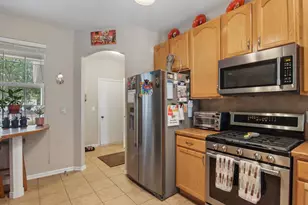 664 W Kristina Ln, Round Lake, IL 60073 - Photo 11