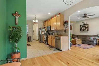 664 W Kristina Lane, Round Lake, IL 60073 - Photo 9