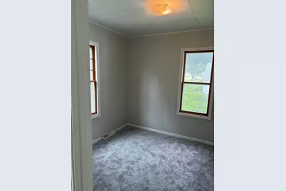 423 W Minnesota Street, Spring Valley, IL 61362 - Photo 11