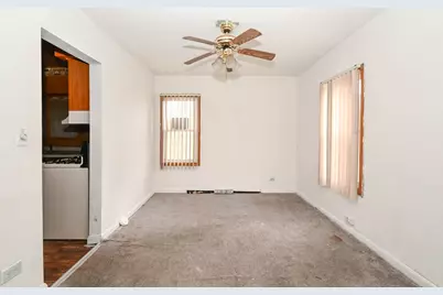 2710 30th Street, Zion, IL 60099 - Photo 7