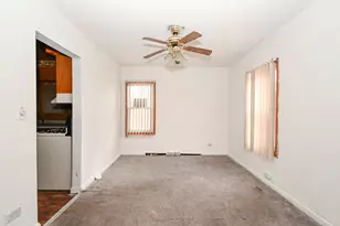 2710 30th St, Zion, IL 60099 - Photo 7