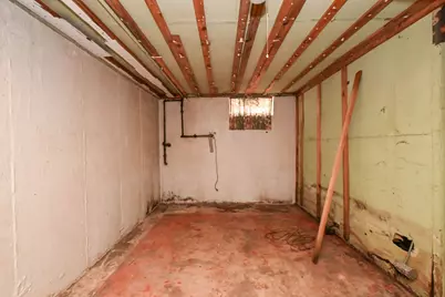 629 S Fulton Avenue, Waukegan, IL 60085 - Photo 15