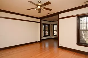 1309 W Newport Ave, Chicago, IL 60657 - Photo 9