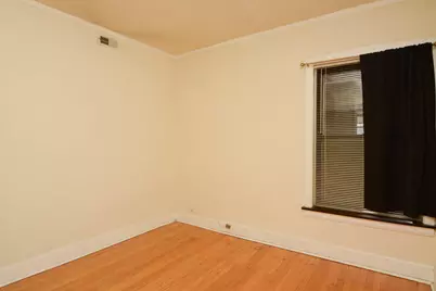 1309 W Newport Avenue #2, Chicago, IL 60657 - Photo 13