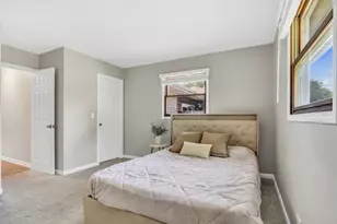537 Lincoln Ave, Grayslake, IL 60030 - Photo 11