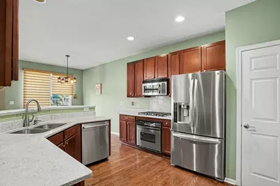 444 Vaughn Circle, Aurora, IL 60502 - Photo 9