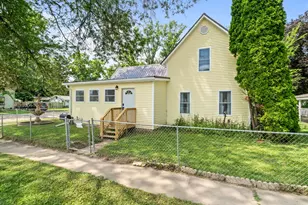 710 S 2nd St, Oregon, IL 61061 - Photo 1