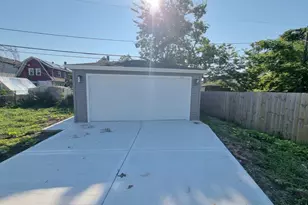 309 S 8th Ave, Maywood, IL 60153 - Photo 21