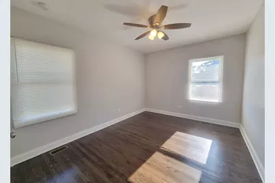 309 S 8th Avenue, Maywood, IL 60153 - Photo 9