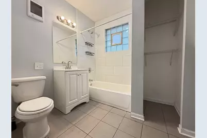 1246 W Ohio Street #3, Chicago, IL 60642 - Photo 9