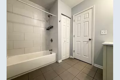 1246 W Ohio Street #3, Chicago, IL 60642 - Photo 13