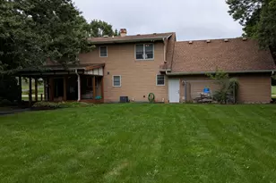 41W475 Silvana Dr, Elgin, IL 60124 - Photo 21