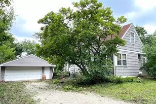 141 Plainfield Rd, Darien, IL 60561 - Photo 3