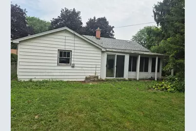 726 E Grand Lake Boulevard, West Chicago, IL 60185 - Photo 3
