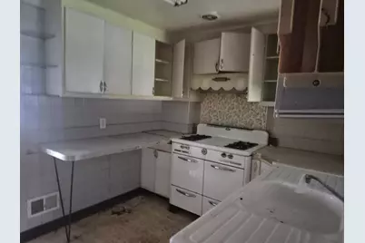 726 E Grand Lake Boulevard, West Chicago, IL 60185 - Photo 5