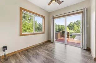 1316 Nippersink Dr, Spring Grove, IL 60081 - Photo 9
