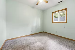 1316 Nippersink Dr, Spring Grove, IL 60081 - Photo 19
