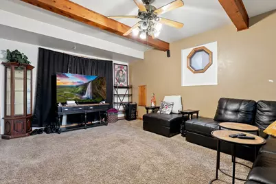 8612 Meade Avenue, Burbank, IL 60459 - Photo 3