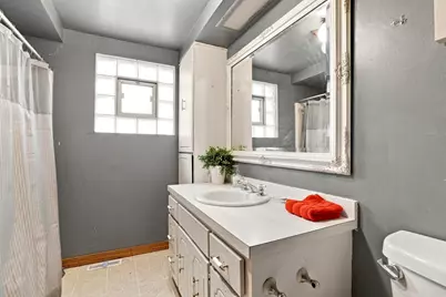 8612 Meade Avenue, Burbank, IL 60459 - Photo 17