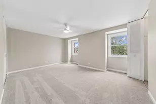 942 Cardiff Ct, Schaumburg, IL 60194 - Photo 13