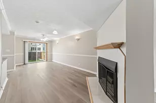942 Cardiff Ct, Schaumburg, IL 60194 - Photo 5