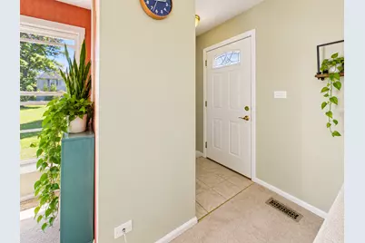636 Newton Court #636, Schaumburg, IL 60194 - Photo 11