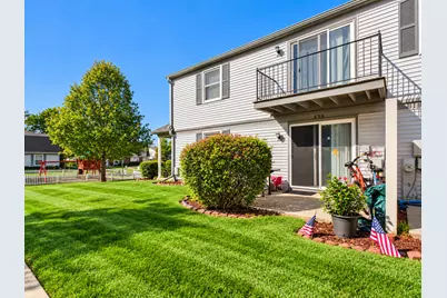 636 Newton Court #636, Schaumburg, IL 60194 - Photo 5