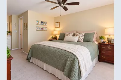 636 Newton Court #636, Schaumburg, IL 60194 - Photo 33