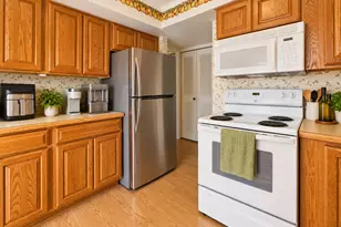 636 Newton Ct, Schaumburg, IL 60194 - Photo 19
