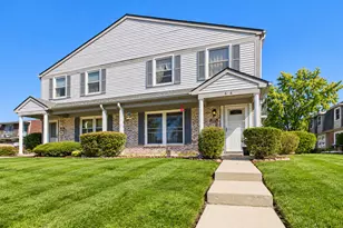 636 Newton Ct, Schaumburg, IL 60194 - Photo 1