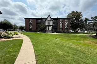 10572 S Palos Pl, Palos Hills, IL 60465 - Photo 23