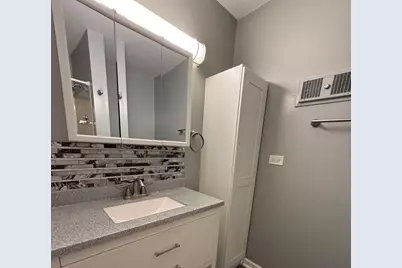 2116 Briar Hill Drive, Schaumburg, IL 60194 - Photo 11