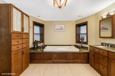 844 W Agatite Avenue #2W, Chicago, IL 60640 - Photo 17