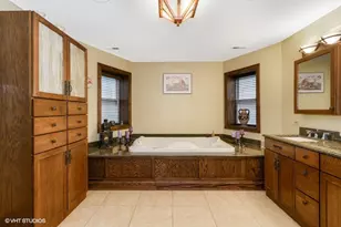 844 W Agatite Ave, Chicago, IL 60640 - Photo 17