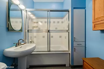 844 W Agatite Avenue #2W, Chicago, IL 60640 - Photo 13