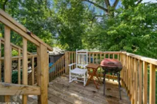 7038 S Woodlawn Ave, Chicago, IL 60637 - Photo 9
