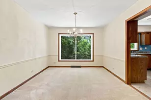 520 Glenwood Trail, Elgin, IL 60120 - Photo 17