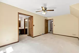 520 Glenwood Trail, Elgin, IL 60120 - Photo 41