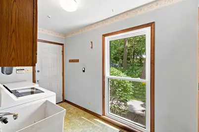 520 Glenwood Trail, Elgin, IL 60120 - Photo 31